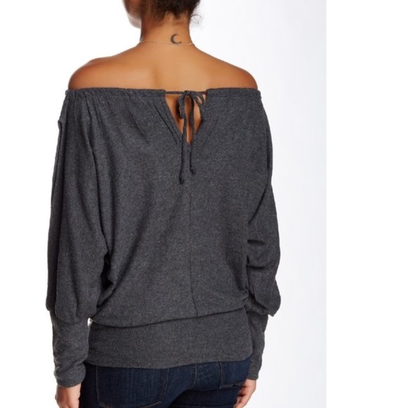 Go Couture Printed Off-the-Shoulder Dolman Sweater - Picture 5 of 6